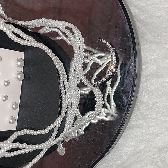 Simply Vera Wang Pearl Necklace Bundle. - Picture 3 of 7